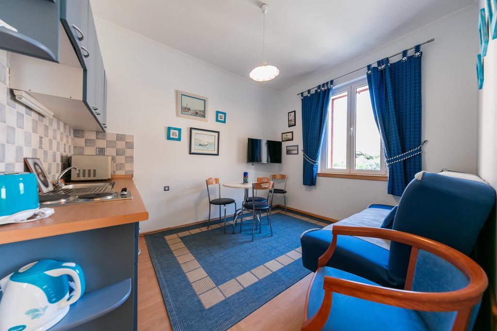 Apartments Kastelani Komiža المظهر الخارجي الصورة