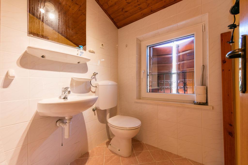 Apartments Kastelani Komiža المظهر الخارجي الصورة