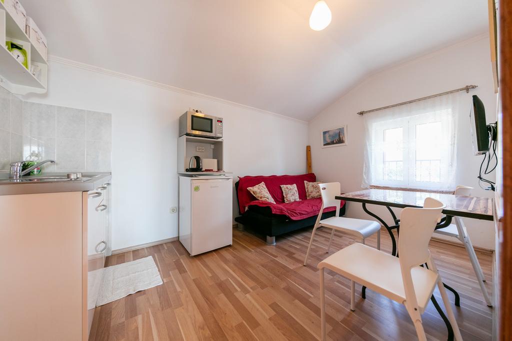 Apartments Kastelani Komiža المظهر الخارجي الصورة