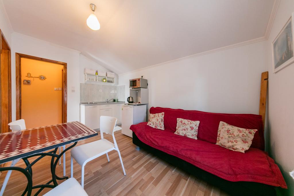 Apartments Kastelani Komiža المظهر الخارجي الصورة