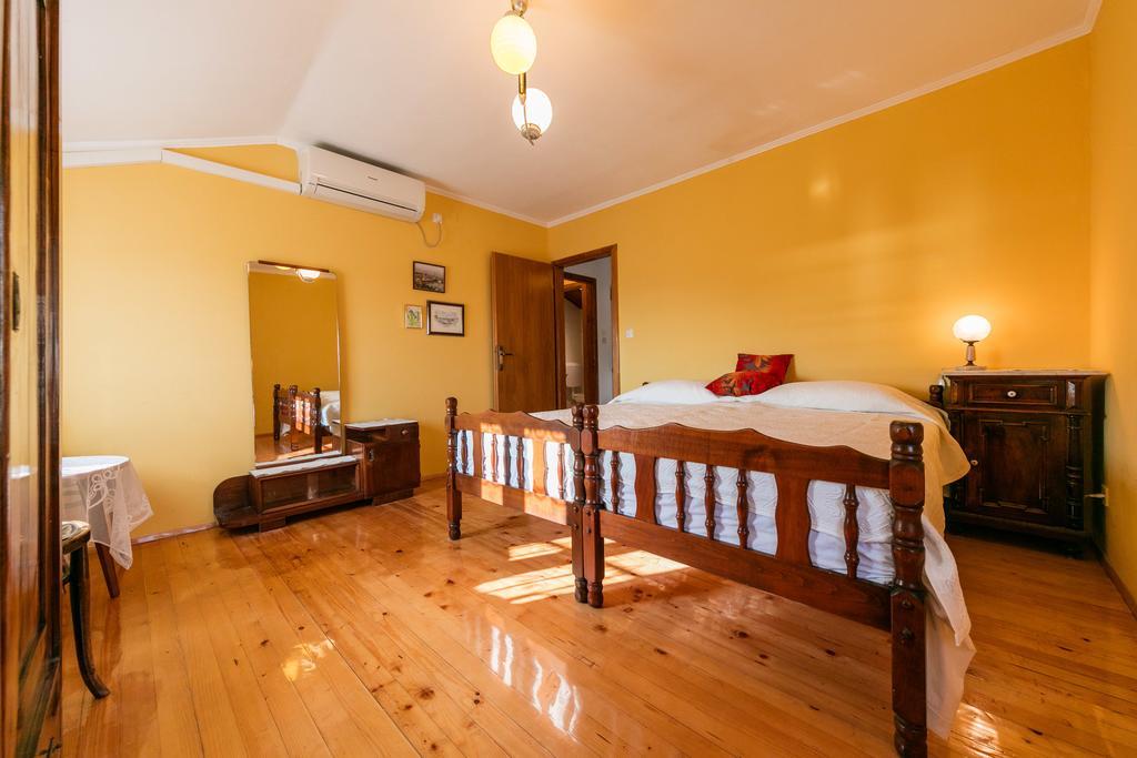 Apartments Kastelani Komiža المظهر الخارجي الصورة