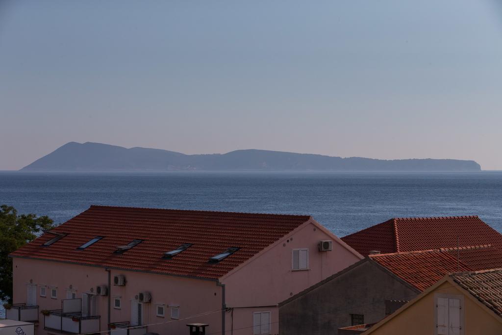 Apartments Kastelani Komiža المظهر الخارجي الصورة