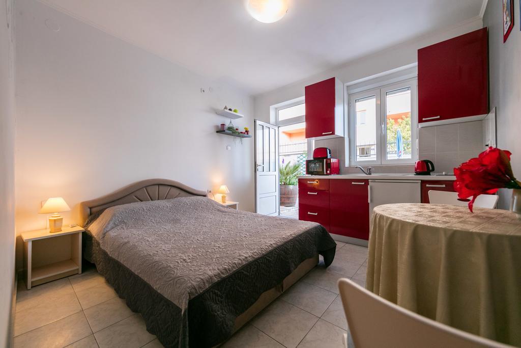 Apartments Kastelani Komiža المظهر الخارجي الصورة