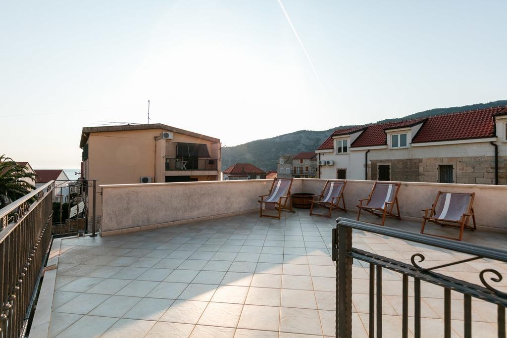 Apartments Kastelani Komiža المظهر الخارجي الصورة